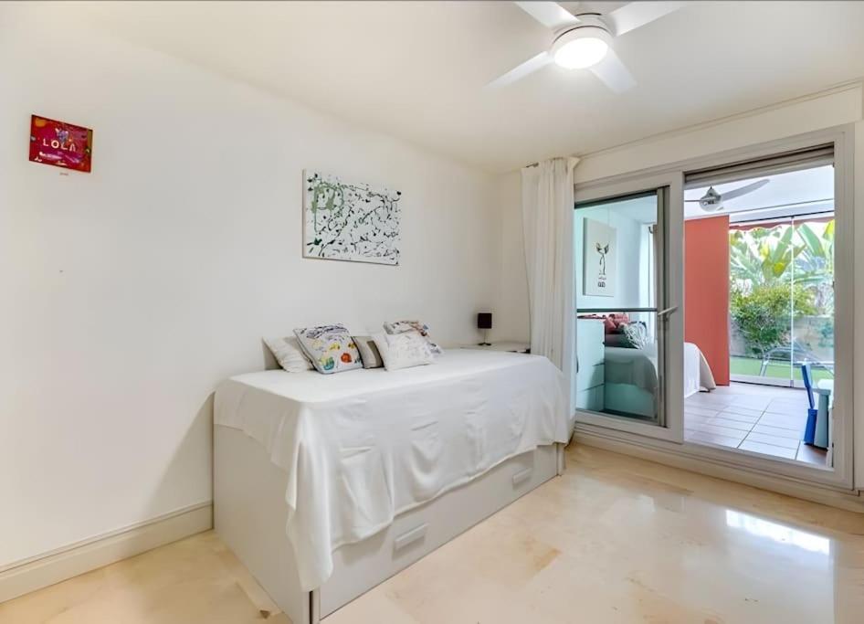 Bajo En Appartement *